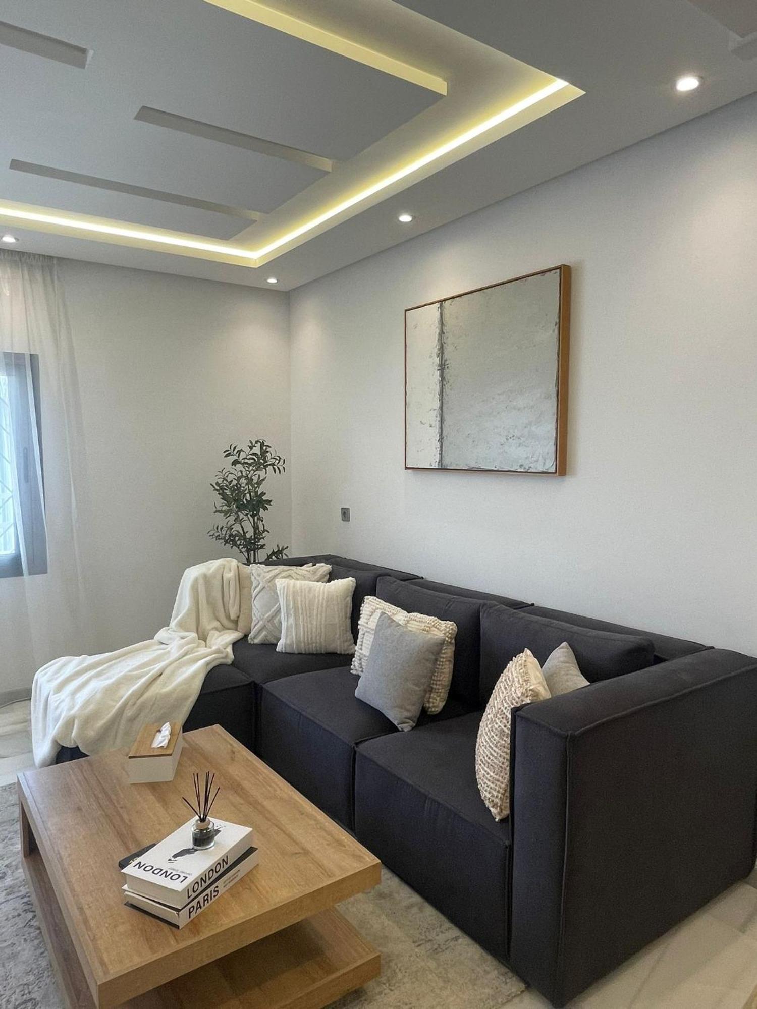 Brand New 9th Floor - Prime Location! Apartment